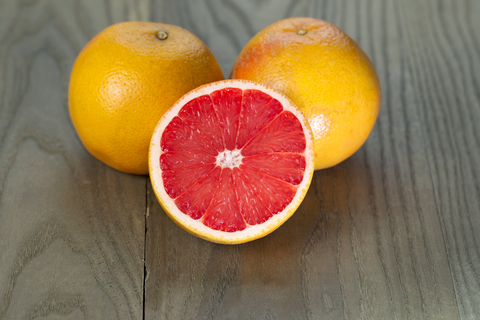 ruby grapefruit essential oil 2