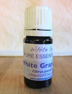 White-Grapefruit-essential-oil White Grapefruit Essential Oil
