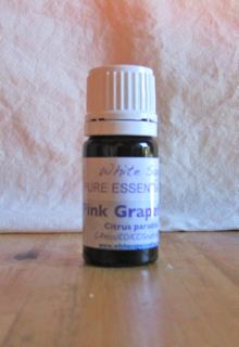 Pink-Grapefruit pink grapefruit essential oil 3
