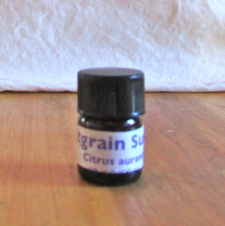 Petitgrain-SF-1 Petitgrain sur Fleurs Essential Oil